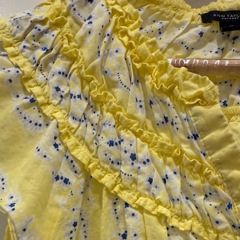 Ann Taylor Factory Yellow Patterned Blouse - Picture 3 of 8